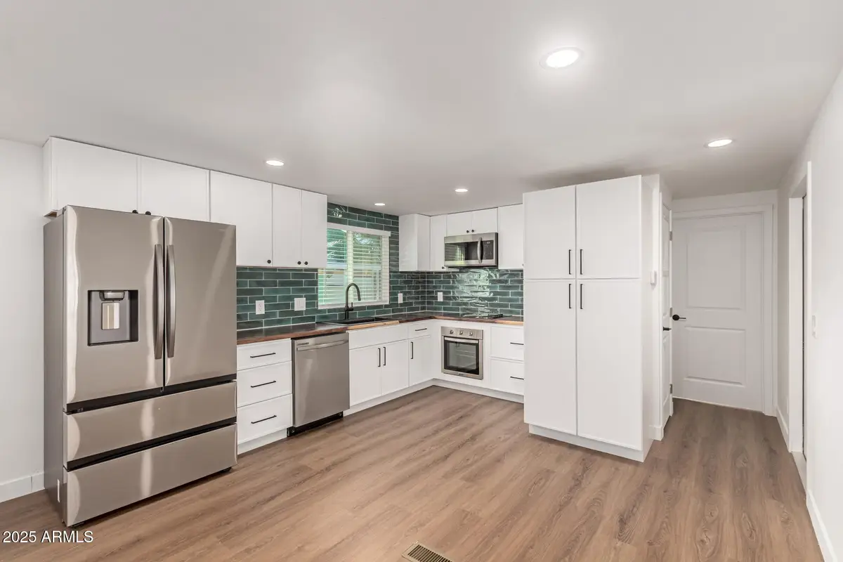 17825 N 7th Street #114, Phoenix, AZ 85022 - Image #1