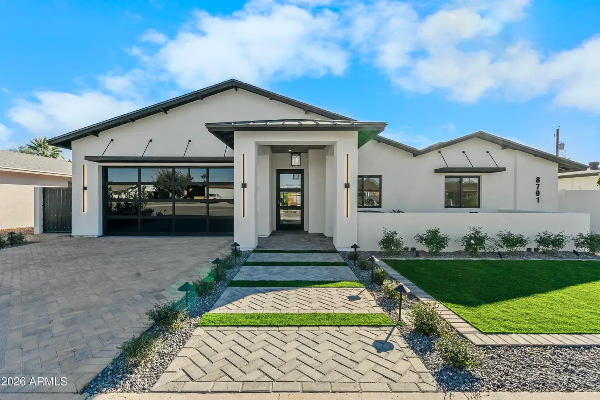 8701 E Vista Drive, Scottsdale, AZ 85250 - Image #1