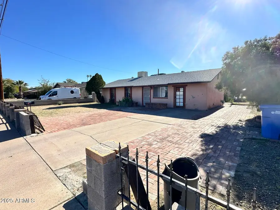 1527 W Grovers Avenue, Phoenix, AZ 85023 - Image #2