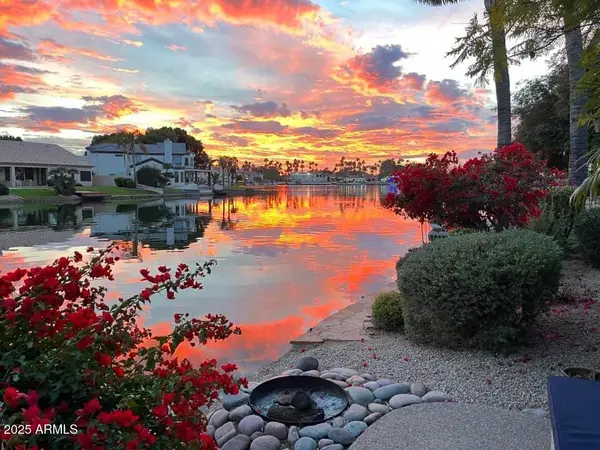 1819 E Catamaran Drive, Gilbert, AZ 85234