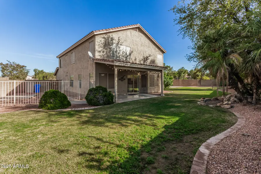 390 S Elm Court, Gilbert, AZ 85296 - Image #2