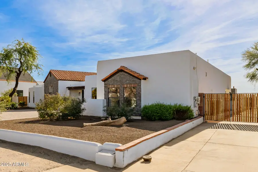 8451 W Daley Lane, Peoria, AZ 85383 - Image #3