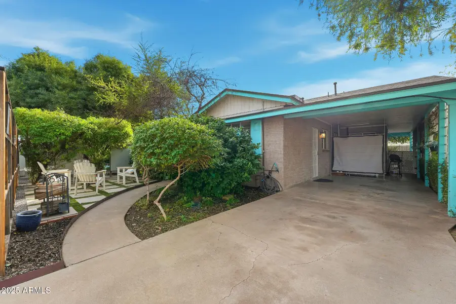 2343 E Earll Drive, Phoenix, AZ 85016 - Image #2