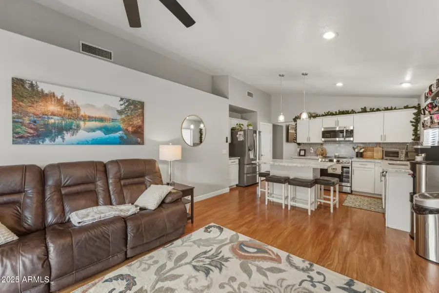 2105 E Robin Lane, Phoenix, AZ 85024 - Image #3