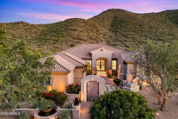 11573 E Winchcomb Drive, Scottsdale, AZ 85255