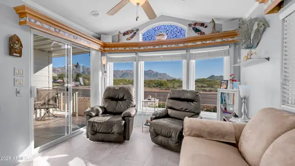 492 Iron Ore Drive, Apache Junction, AZ 85119