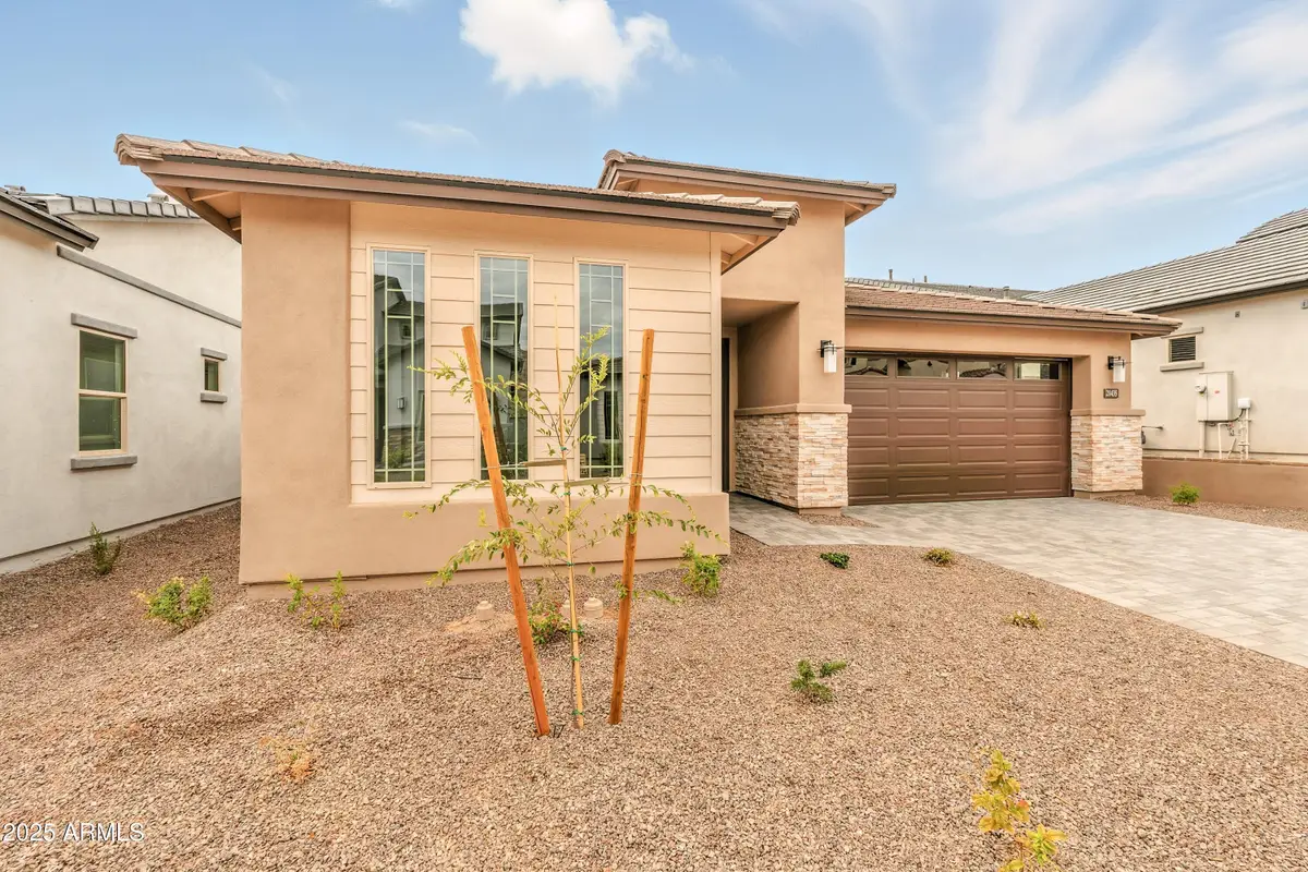 21435 W Meadowbrook Avenue, Buckeye, AZ 85396 - Image #1