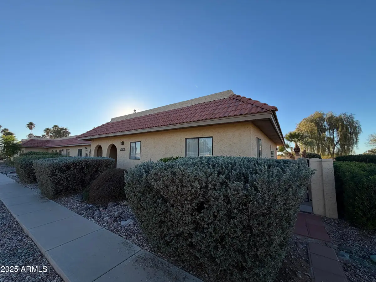 2138 S Clubhouse Drive, Casa Grande, AZ 85194 - Image #1