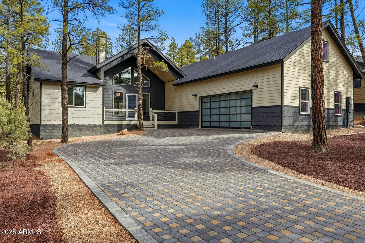 2400 W Bench Road, Show Low, AZ 85901 - Image #1