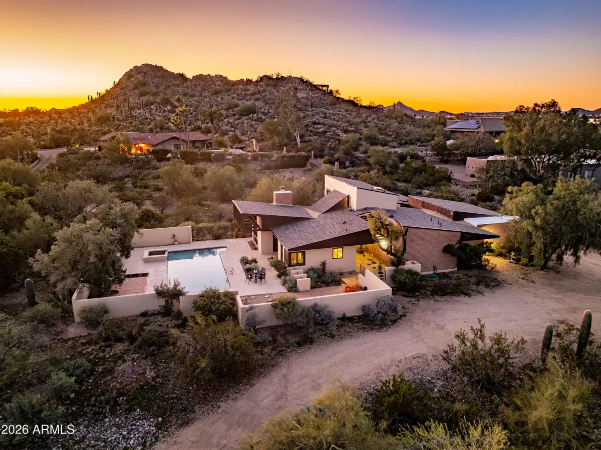 9420 N 38th Street, Phoenix, AZ 85028 - Image #1