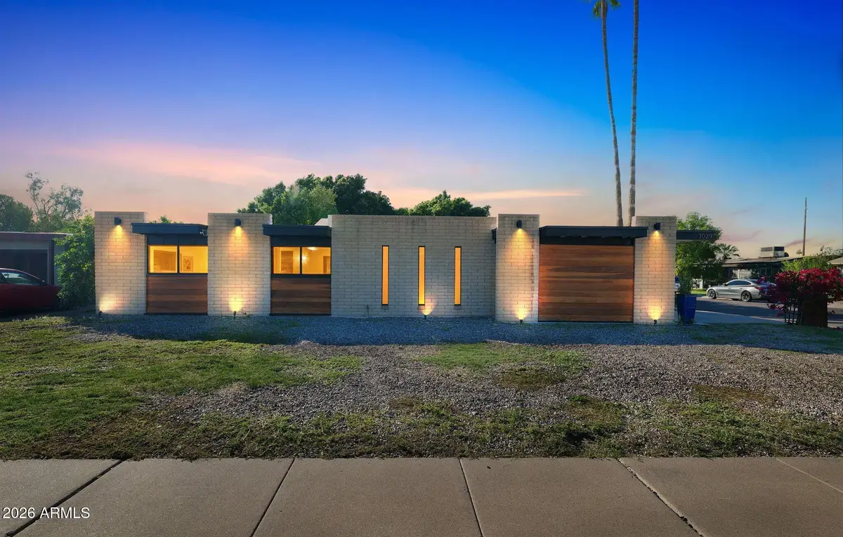 3029 W Shaw Butte Drive, Phoenix, AZ 85029 - Image #1