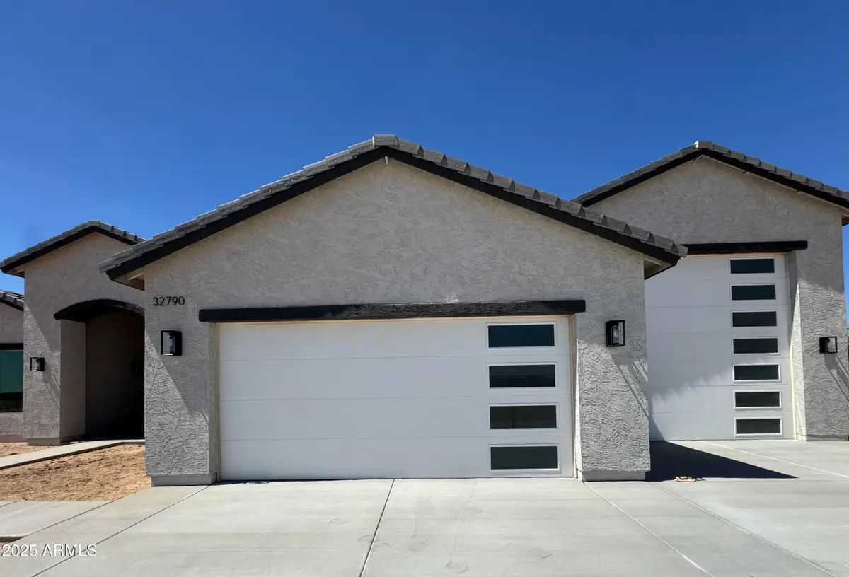 32790 N 213th Drive, Wittmann, AZ 85361 - Image #1