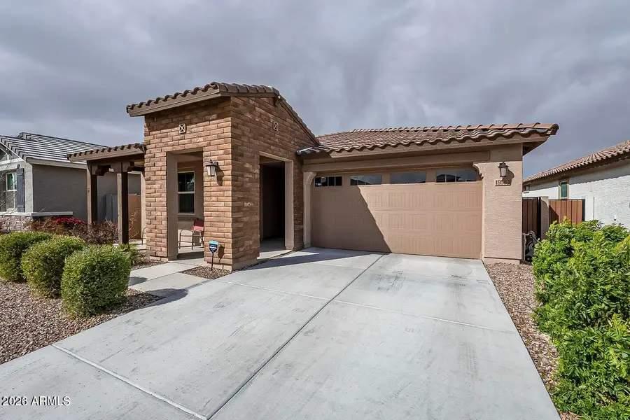 19584 W Valle Vista Way, Litchfield Park, AZ 85340 - Image #2