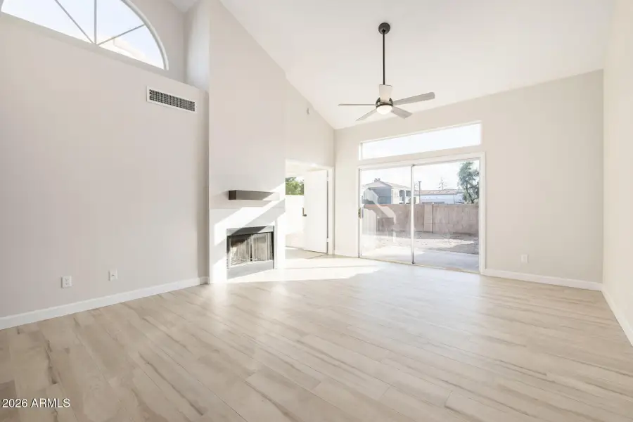 365 W Lodge Drive, Tempe, AZ 85283 - Image #2