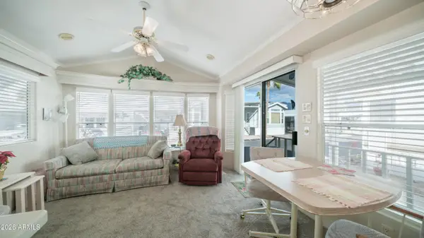 608 Ironstone Drive, Apache Junction, AZ 85119