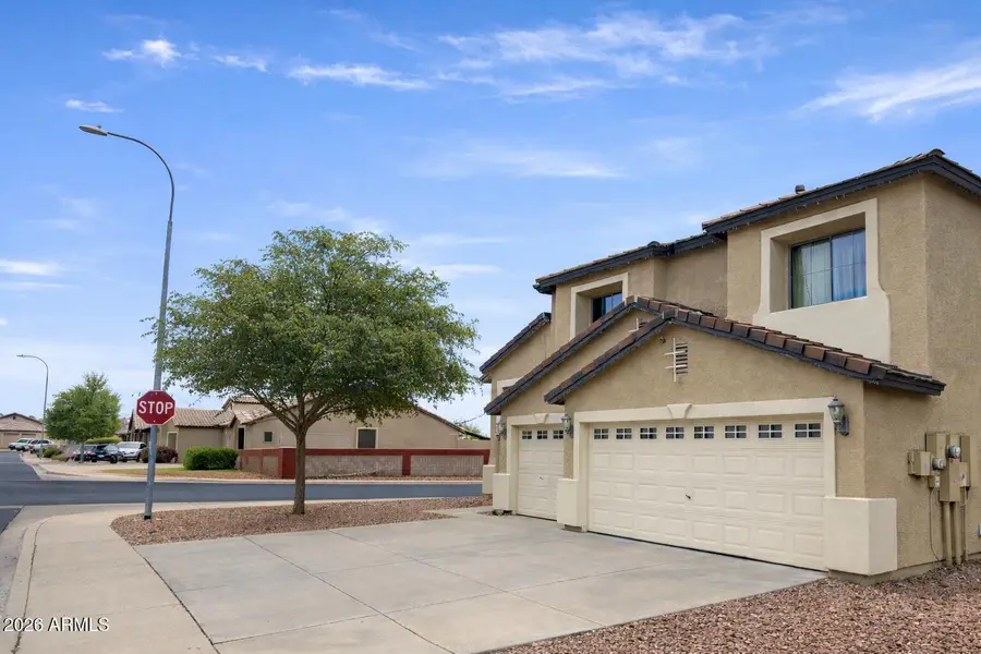 10901 W Locust Lane, Avondale, AZ 85323 - Image #2