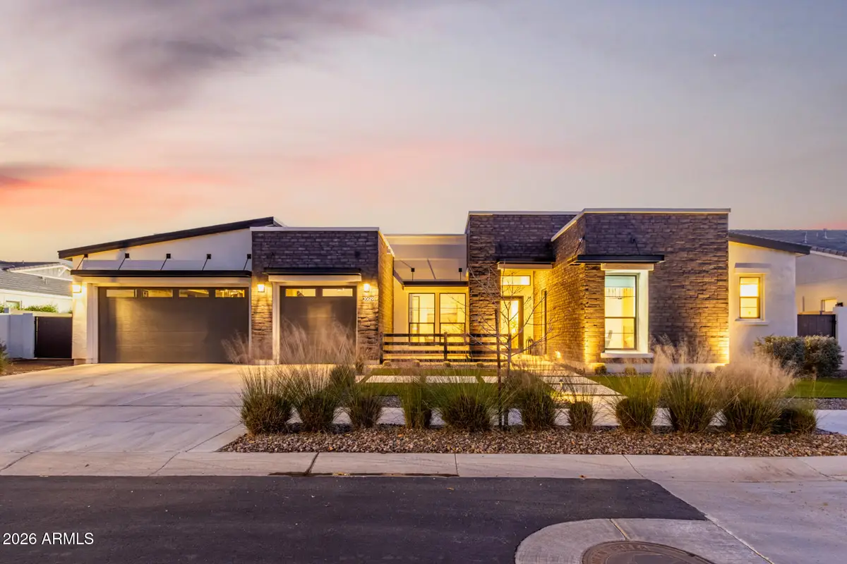 20619 E Pummelos Road, Queen Creek, AZ 85142 - Image #1