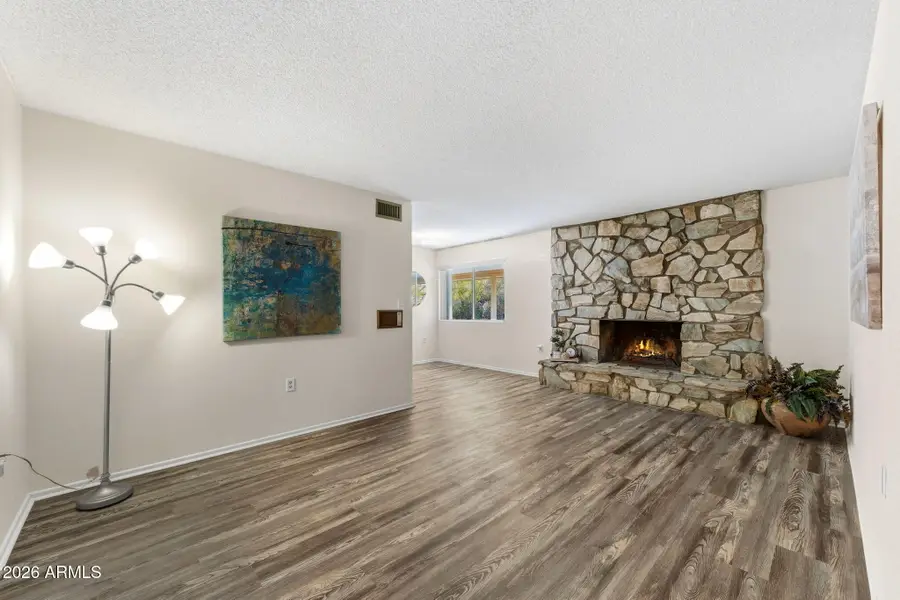 9004 E Grandview Drive, Mesa, AZ 85207 - Image #3