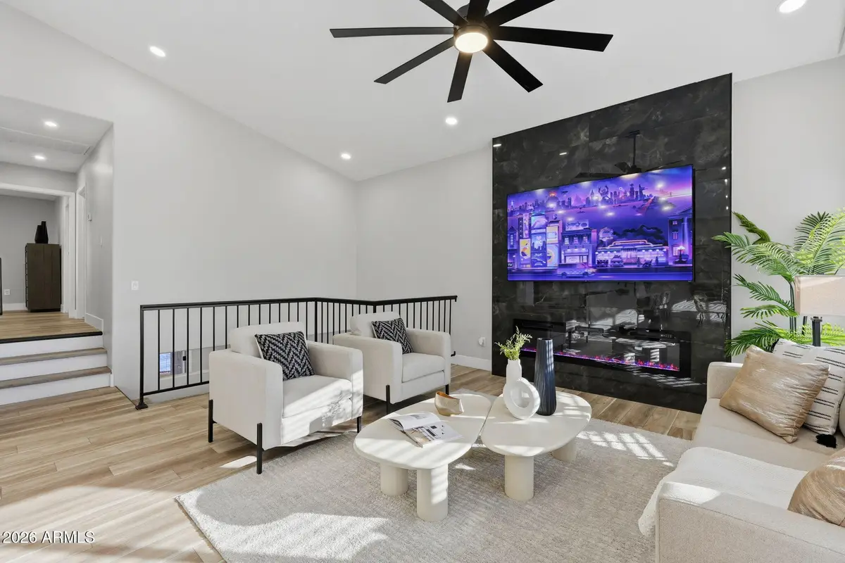 19048 N 37th Place, Phoenix, AZ 85050 - #1