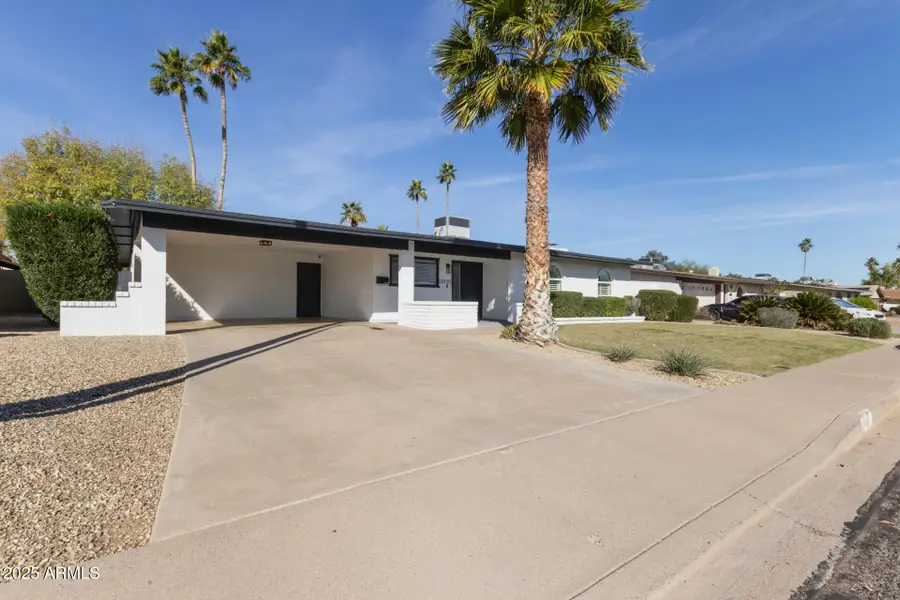 11826 N 38th Place, Phoenix, AZ 85028 - Image #3