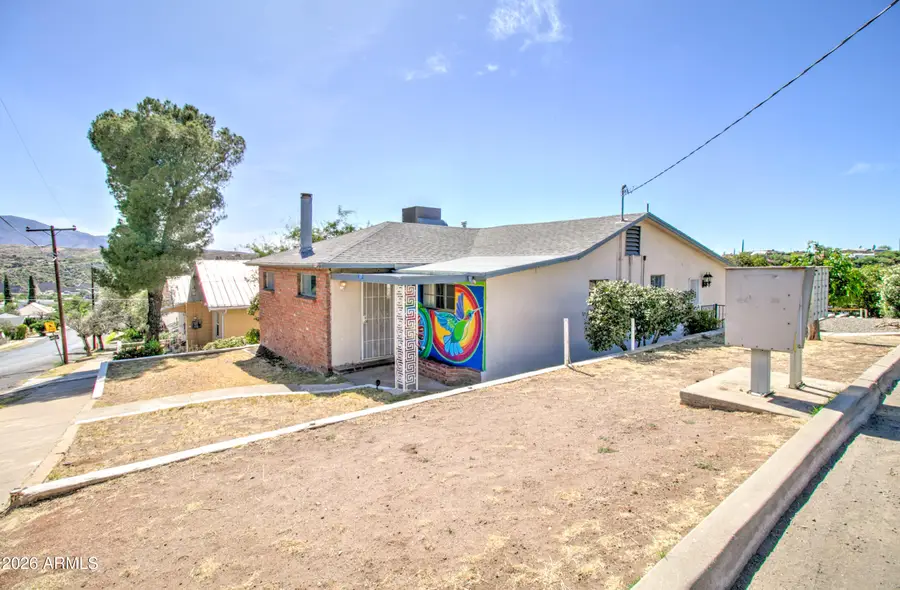 877 E Sycamore Street, Globe, AZ 85501 - Image #2
