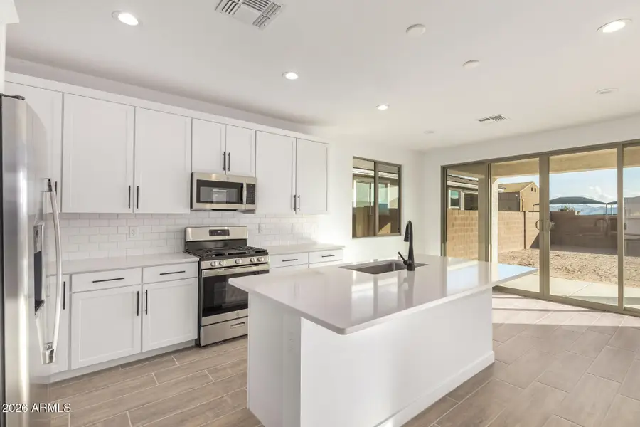 15841 W Vogel Avenue, Goodyear, AZ 85338 - Image #2