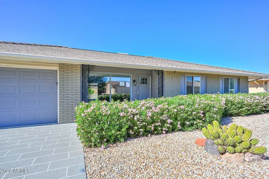 9301 W Glen Oaks Circle N, Sun City, AZ 85351 - Image #2