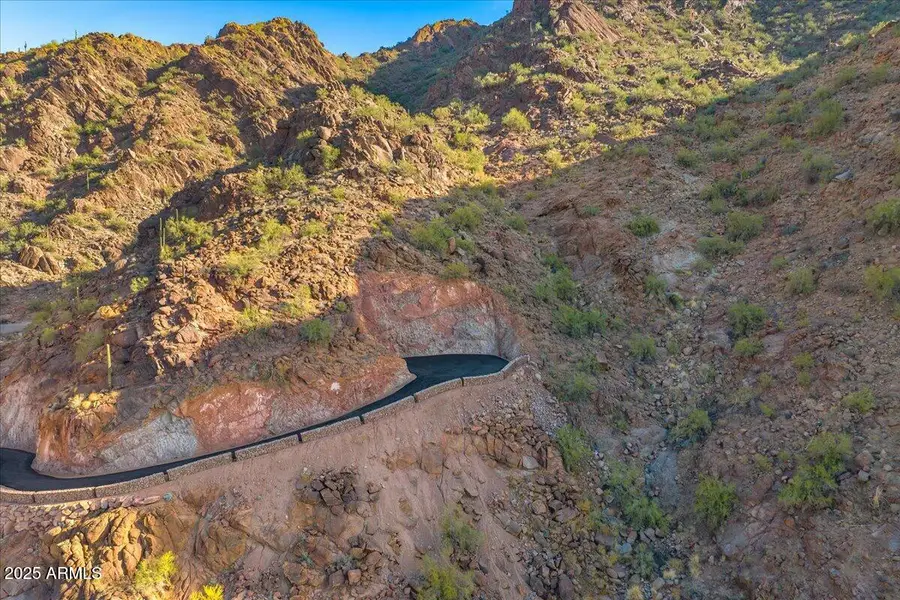 5250 E Red Rock Drive #34, Phoenix, AZ 85018 - Image #2