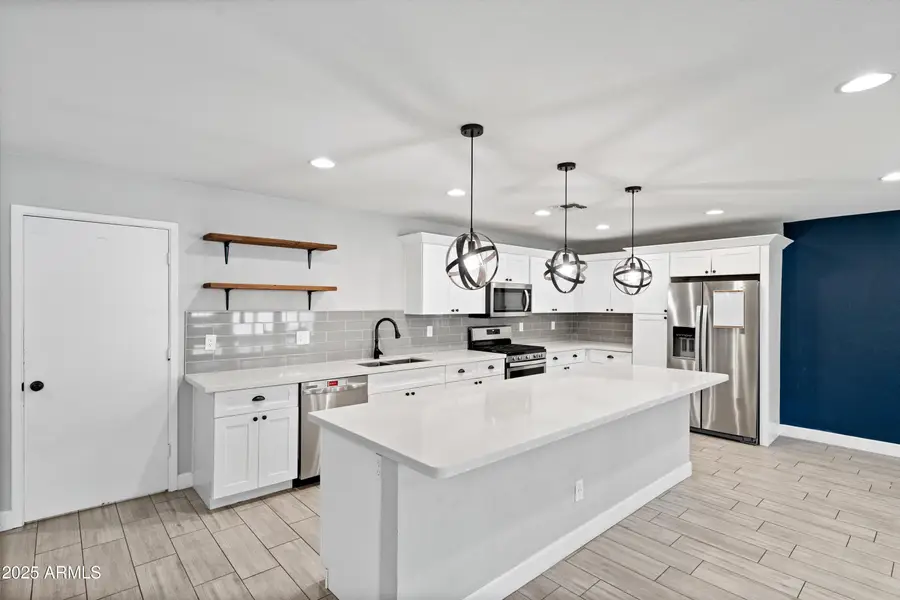 2226 S Kachina Drive, Tempe, AZ 85282 - Image #3