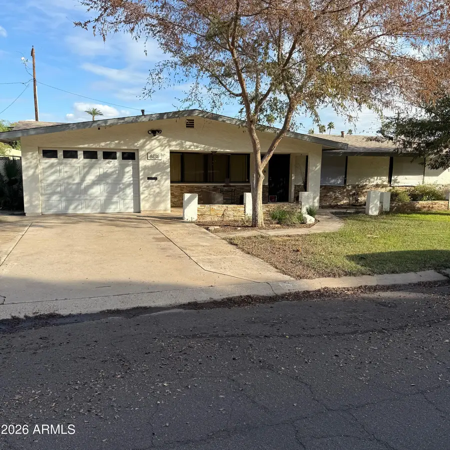 6131 N 8th Avenue, Phoenix, AZ 85013 - #2