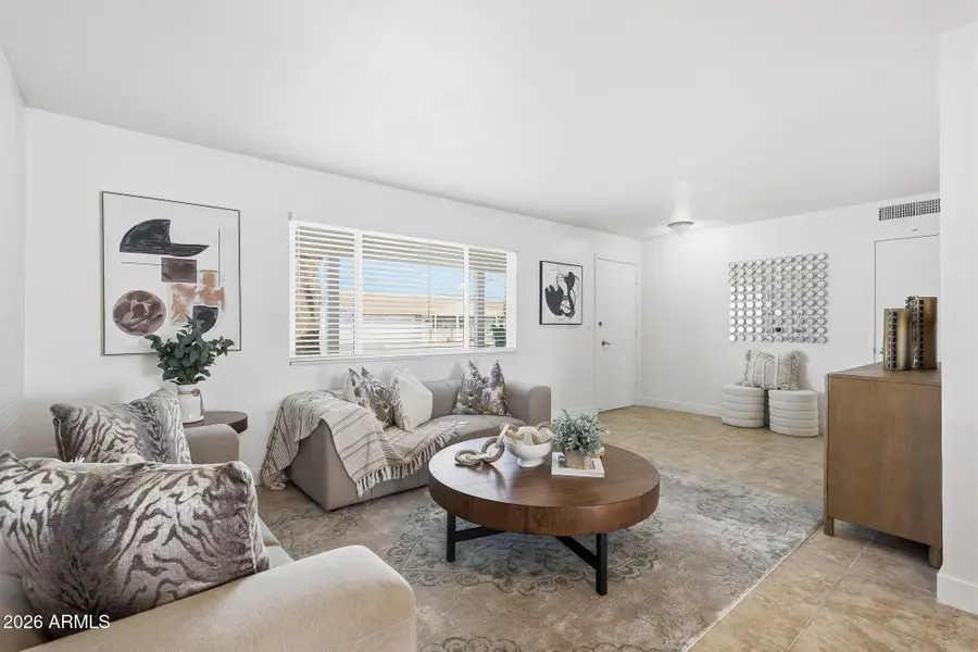 10037 W Cumberland Drive, Sun City, AZ 85351 - Image #2