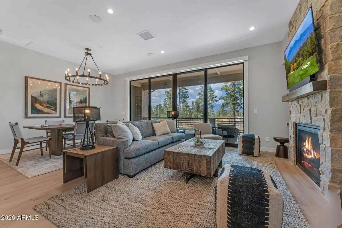 1717 E E. Bent Tree Circle #44, Flagstaff, AZ 86005 - Image #1