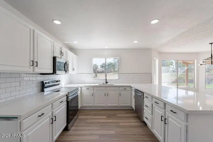 11417 W Orange Blossom Lane, Avondale, AZ 85392 - Image #2