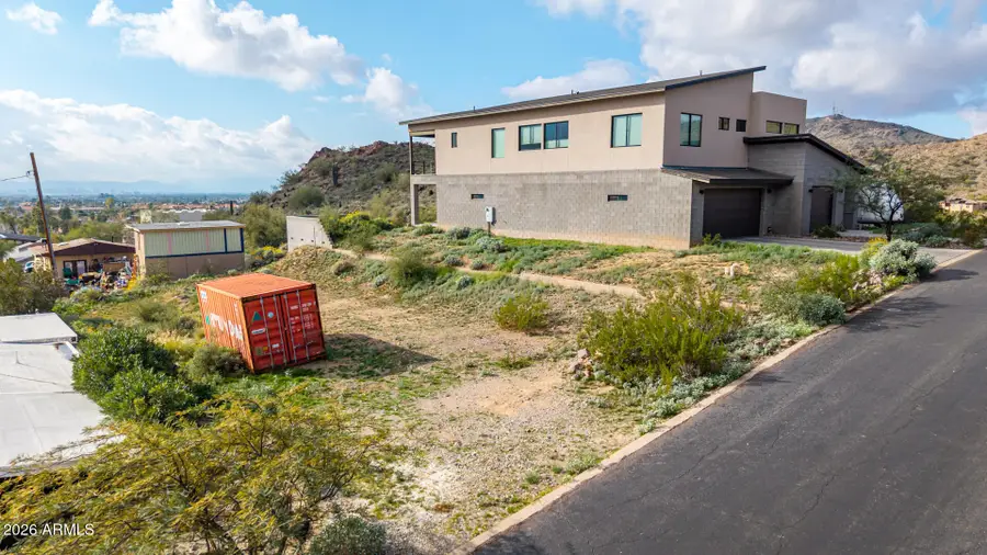 1409 E Sunnyside Drive #9, Phoenix, AZ 85020 - Image #2