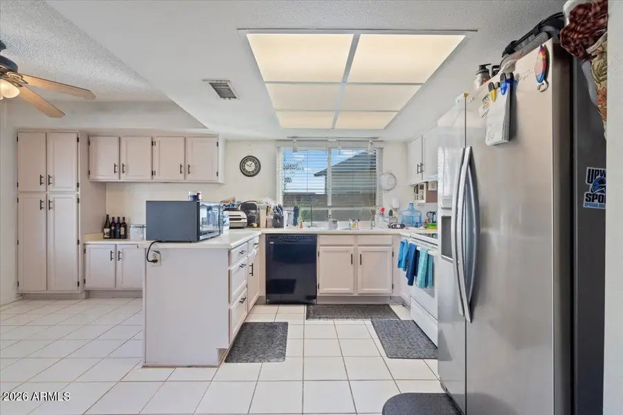 1920 E Saint Catherine Avenue, Phoenix, AZ 85042 - Image #2