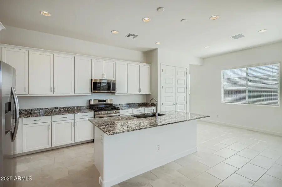 17625 W Lupine Avenue, Goodyear, AZ 85338 - Image #3