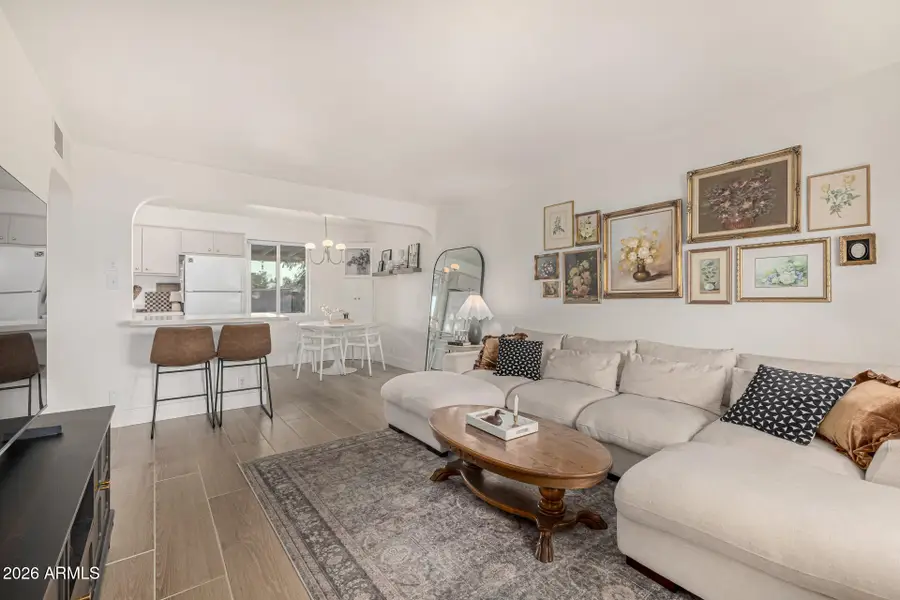 811 E El Caminito Drive, Phoenix, AZ 85020 - Image #2