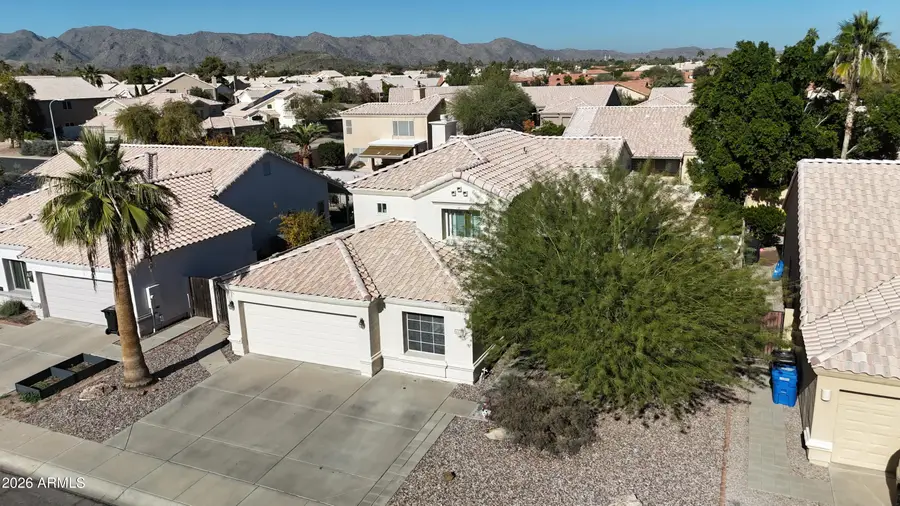 4418 E Graythorn Street, Phoenix, AZ 85044 - Image #2