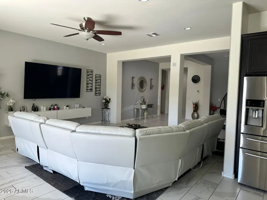 1083 E Holland Park Drive, Gilbert, AZ 85297 - Image #3