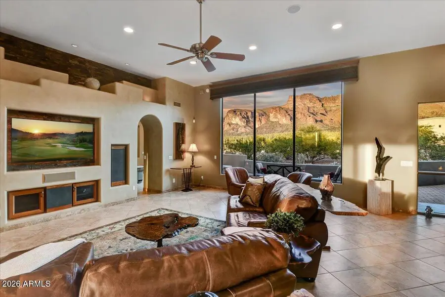 822 S Broadway Lane, Gold Canyon, AZ 85119 - Image #2