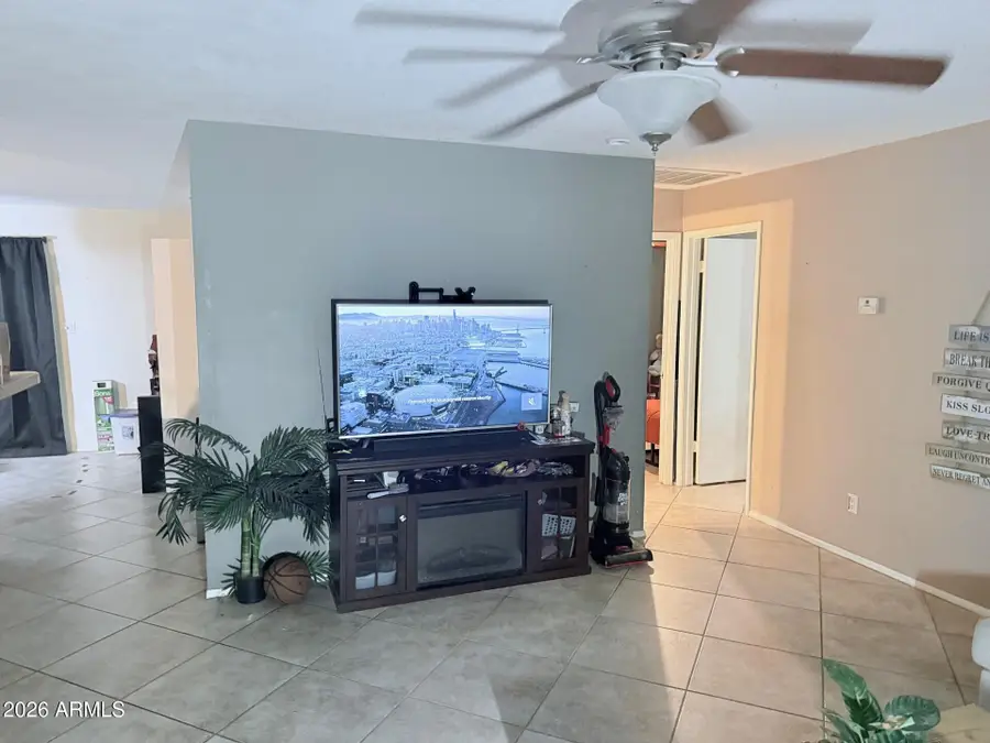 20420 N 6th Drive #1, Phoenix, AZ 85027 - Image #3