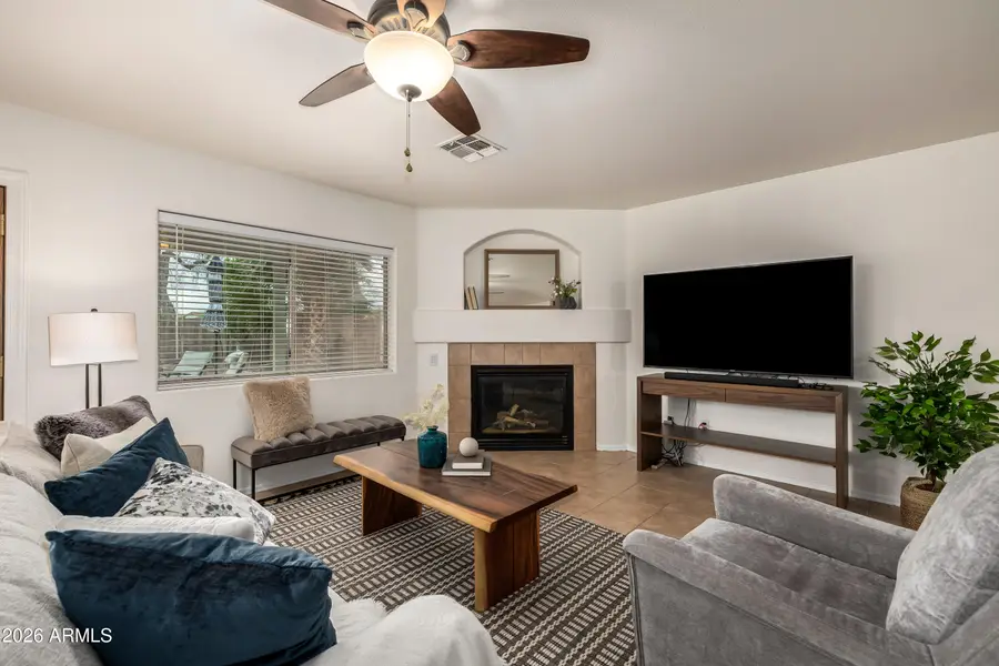 2251 E Parkside Lane, Phoenix, AZ 85024 - Image #3