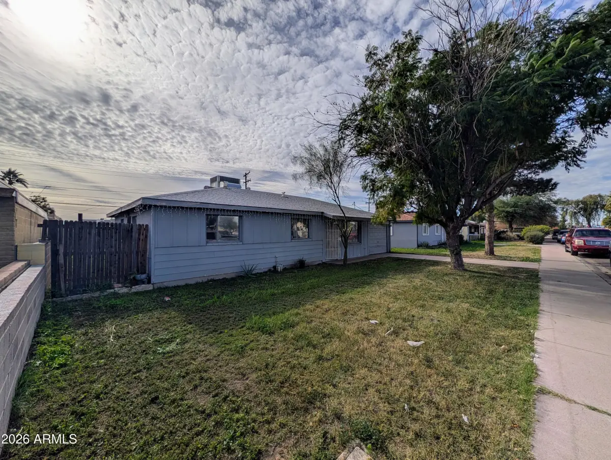 3305 W Bethany Home Road, Phoenix, AZ 85017 - Image #1