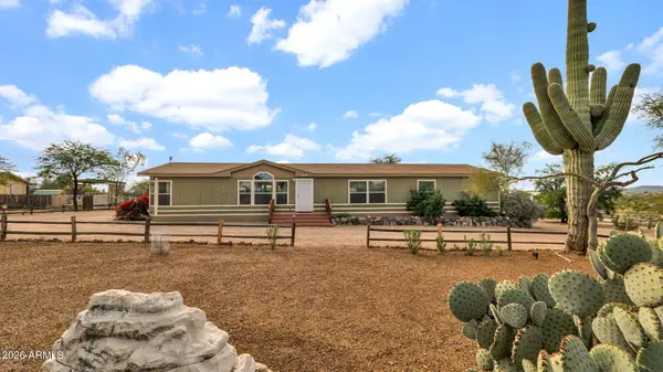 38413 N 16th Street, Phoenix, AZ 85086