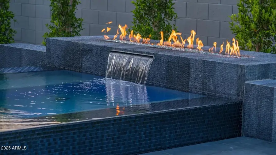 1946 W Horsetail Trail, Phoenix, AZ 85085 - Image #2