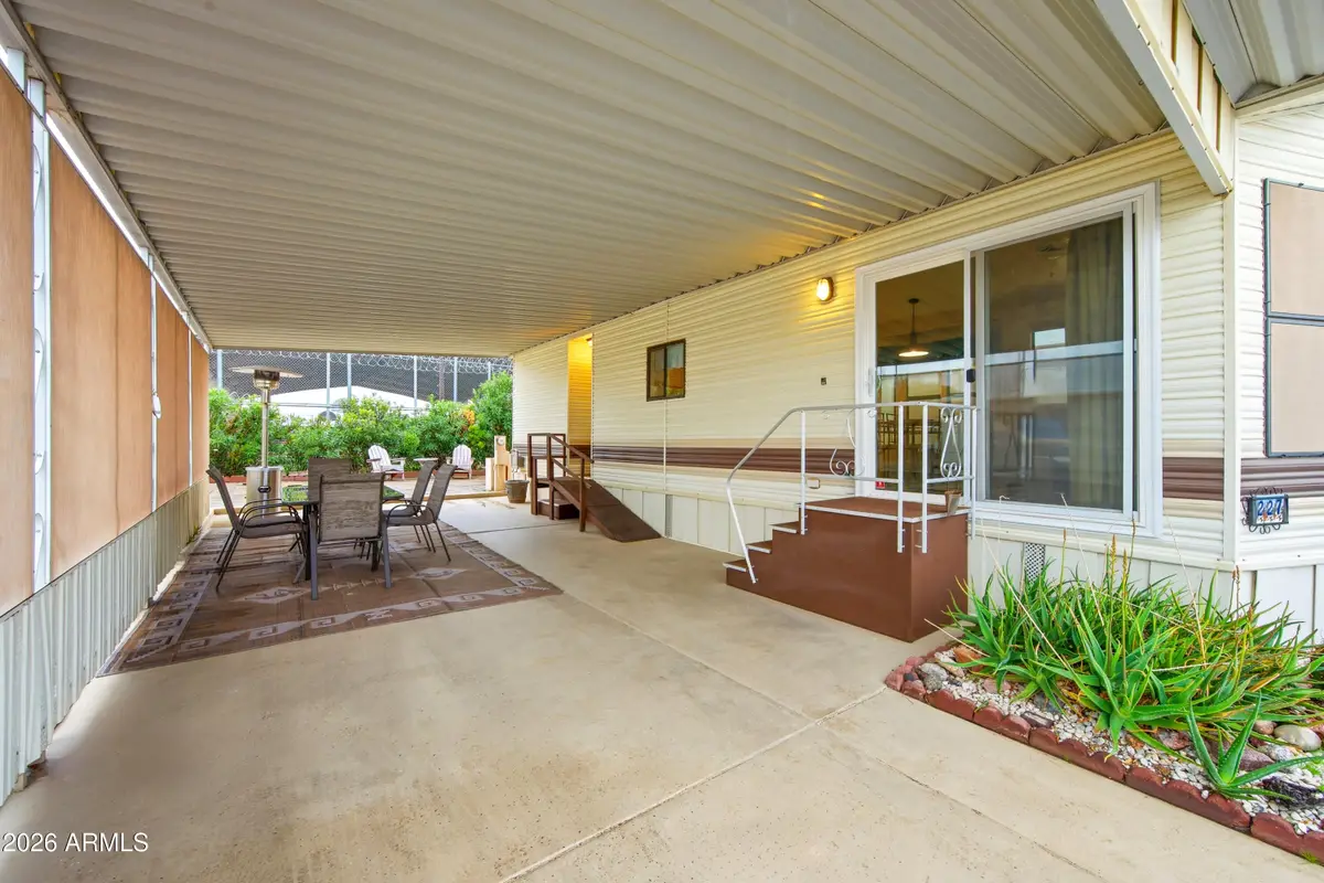 227 E Palo Verde Lane, Florence, AZ 85132 - Image #1