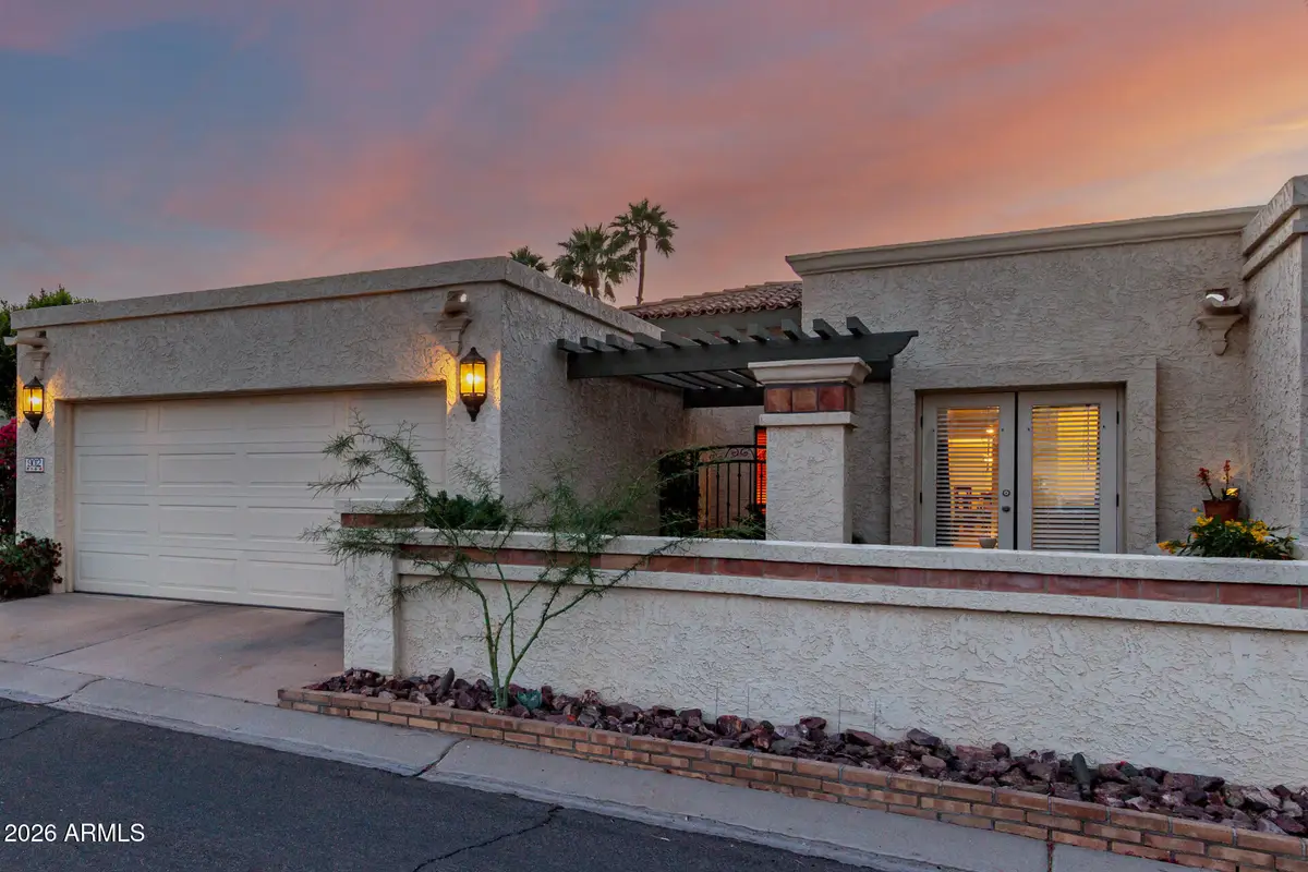 9012 S 47th Place, Phoenix, AZ 85044 - #1