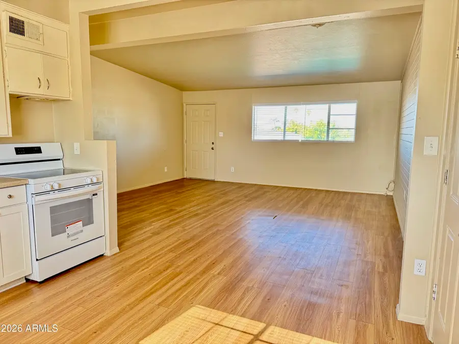 2150 W Missouri Avenue #213, Phoenix, AZ 85015 - Image #2