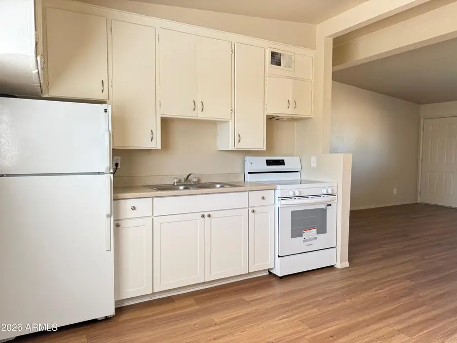 2150 W Missouri Avenue #213, Phoenix, AZ 85015 - Image #3