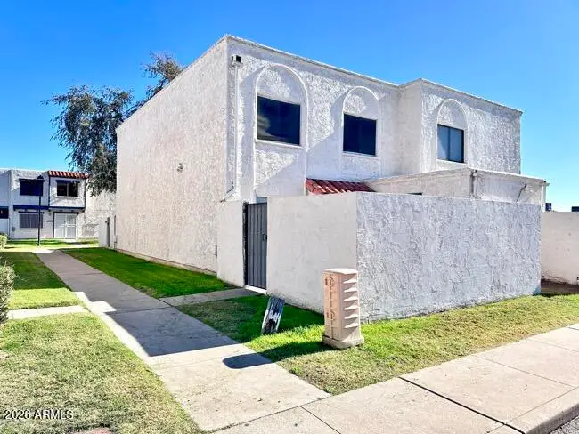 5205 N 42nd Parkway, Phoenix, AZ 85019 - Image #1